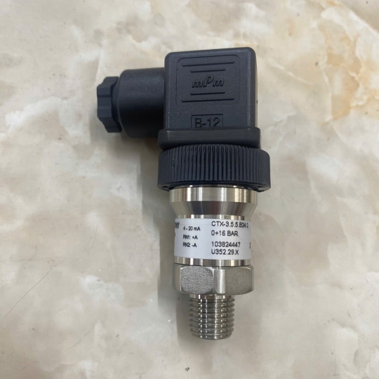 CẢM BIÊN ÁP SUẤT BAUMER CTX-3.5.5.B24.0